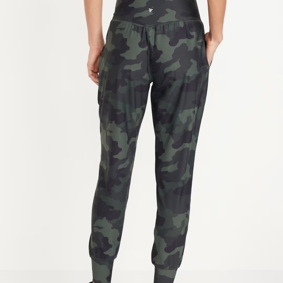 NWT OLD NAVY High-Waisted PowerSoft Joggers Color: Camo - Picture 2 of 7